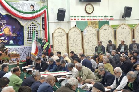 برگزاری محفل انس با قرآن در امامزاده غیاث‌الدین محمد(ع) در محکومیت هتک حرمت قرآن کریم