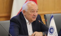 توسعه خدمات در مرزهای شرقی می تواند یاری گر فعالان عرصه اقتصادی باشد
