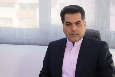 همراهی مردم در پرداخت مالیات نقشی اساسی در توسعه استان ایفا می کند