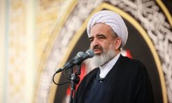 باید با وحدت و ولایتپذیری دشمنان را ناکام و ناامید سازیم