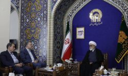 حس تعلق به ایران را در میان دانشجویان و نخبگان تقویت کنیم